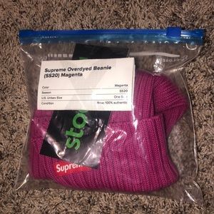BRAND NEW SUPREME BEANIE!